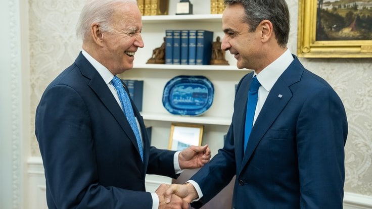 Řecký premiér Mitsotakis s Joe Bidenem