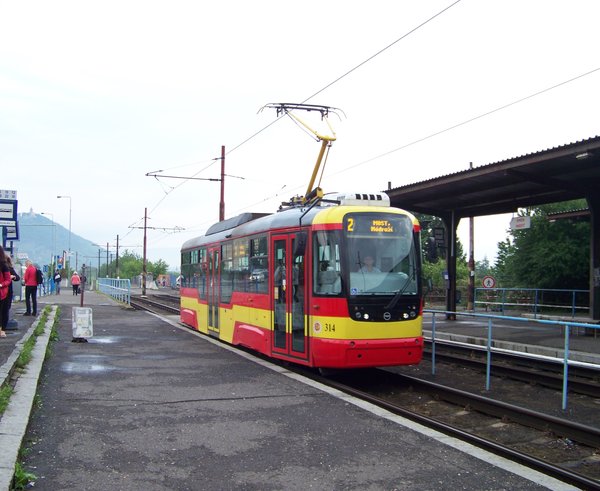 Most,_nádraží,_tram_314_-_Vario_LF