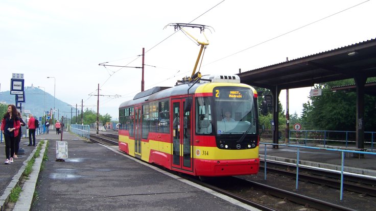 Most,_nádraží,_tram_314_-_Vario_LF