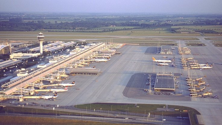 Munich_(-_Franz_Josef_Strauss)_(MUC_-_EDDM)_AN0174880