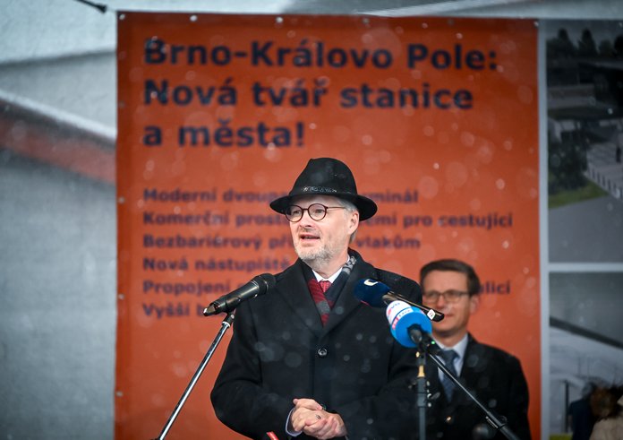 Premiér Petr Fiala (ODS) a ministr dopravy Martin Kupka (ODS).