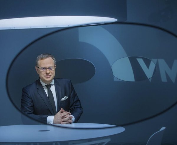 Otazky_Vaclava_Moravce_portrety_foto_Mikulas_Krepelka_20190106_413A8654_1-1024x683