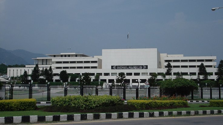 Pakistani_Parliament_House,_Islamabad1
