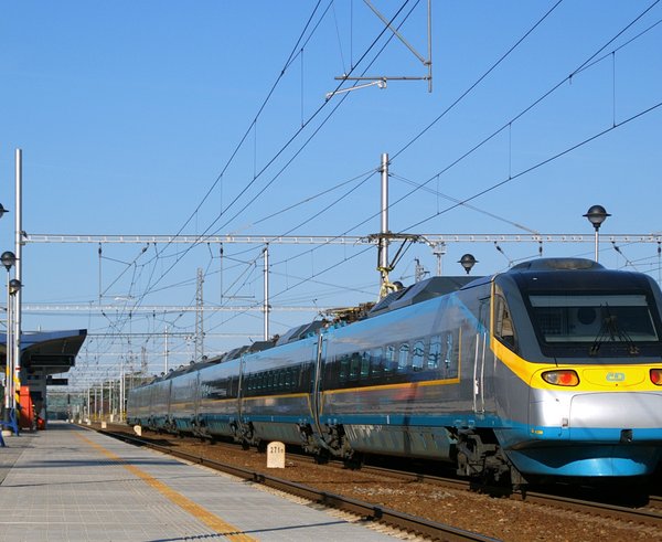 Pendolino_-_ČD_Class_680