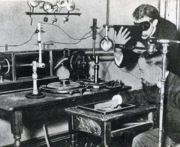 Objev rentgenu v roce 1895