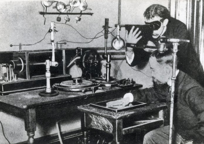 Objev rentgenu v roce 1895