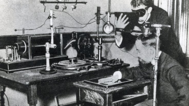 Objev rentgenu v roce 1895