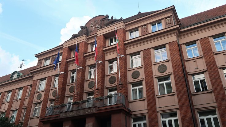 Policie zasahuje na plzeňském krajském úřadě