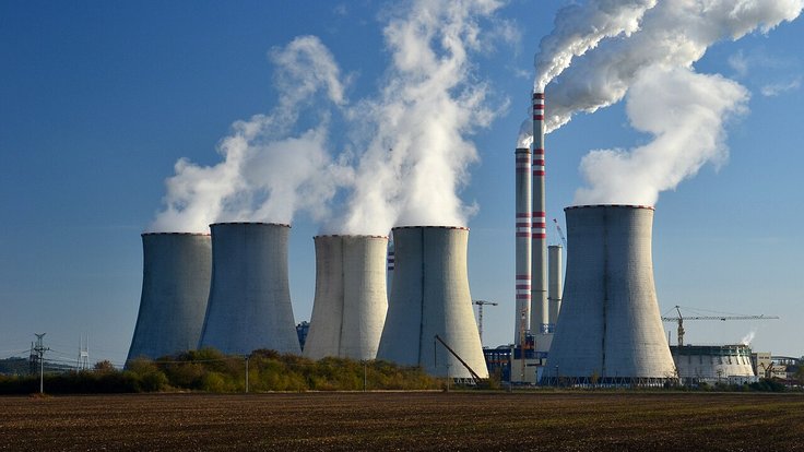 Počerady_power_plant_from_Volevčice