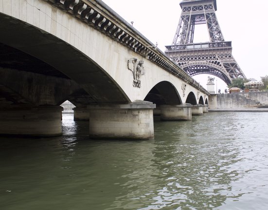 Pont_d'Iéna_Paris_FRA_001