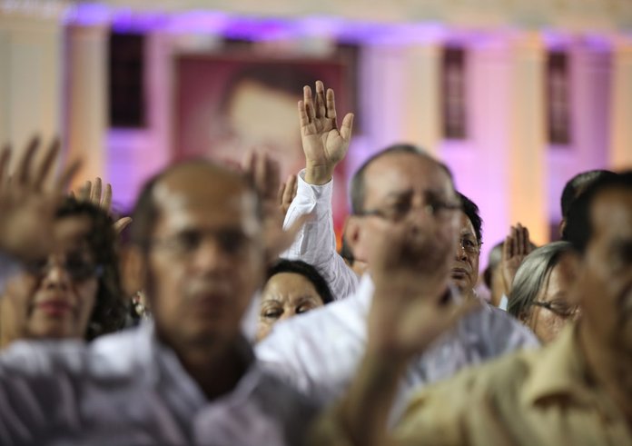 Posesión_de_Daniel_Ortega_como_presidente_de_Nicaragua_(6679777721)