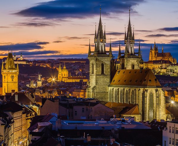 Prague_from_Powder_Tower_01