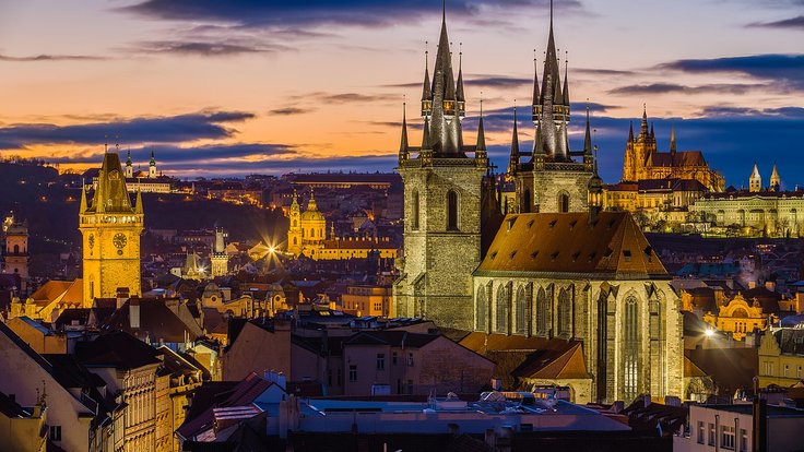 Prague_from_Powder_Tower_01