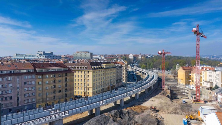 Trať mezi Praha Bubny a Výstavištěm