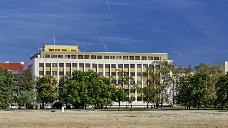 Praha_Letná_Min_vnitra_1