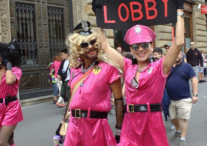 Praha,_Na_Příkopě,_Pride_2017,_Homo_Lobby