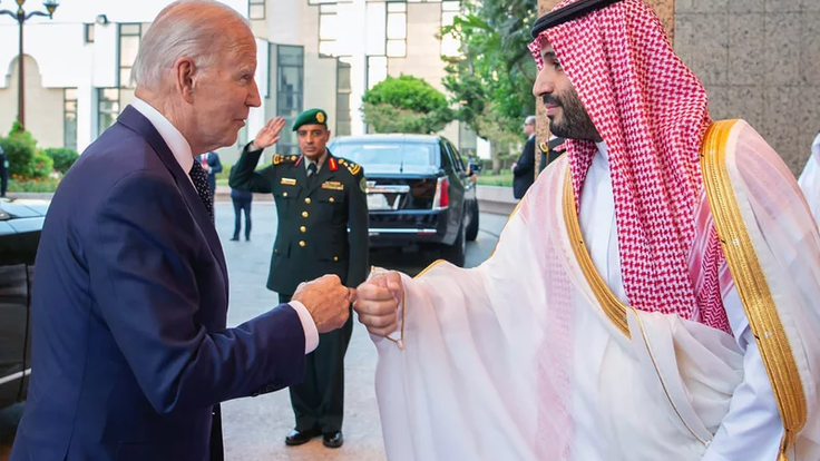 Joe Biden na setkání se saudským princem.