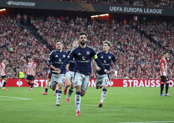 Bruno Fernandes řídil výhru Manchesteru United.