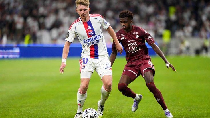 Pavel Šulc nastoupil v základní sestavě Lyonu.