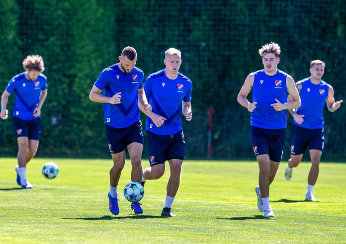 Fotbalisté Baníku Ostrava na tréninku.