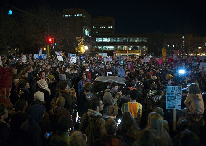 Protest_against_Donald_Trump_(30605983520)