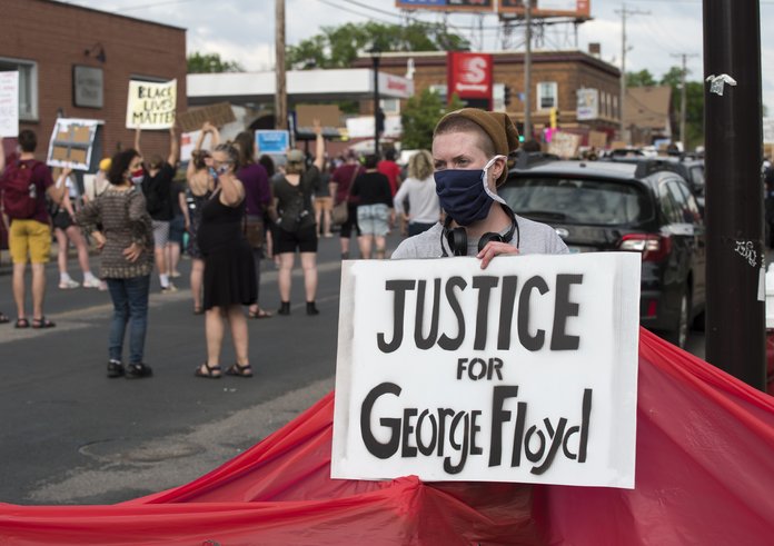 Foto z protestů za George Floyda