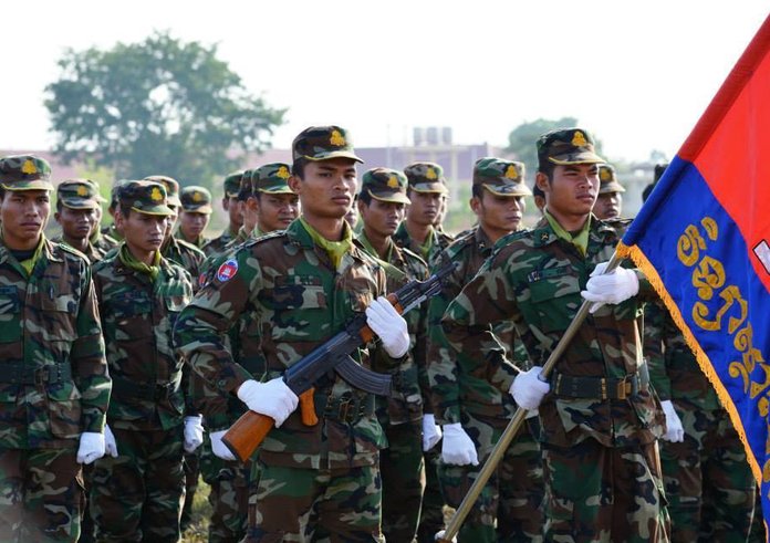 Royal_Cambodian_Army_soldiers,_2014