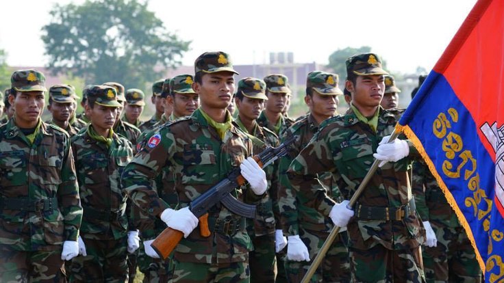 Royal_Cambodian_Army_soldiers,_2014