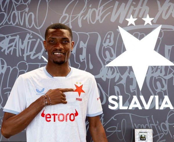 Simon Deli se vrací do Slavie.