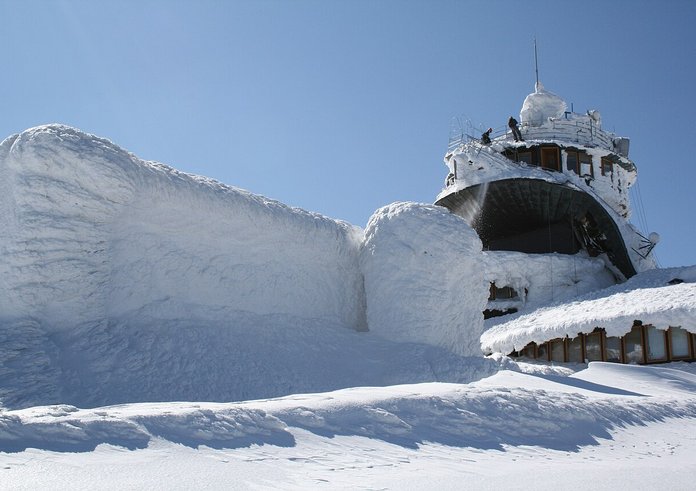 Śnieżka2_-_katastrofa_budowlana_2009