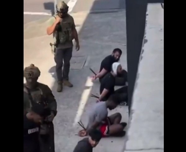 Snímek obrazovky_18-12-2025_145230_x.com