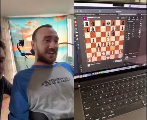 První člověk s čipem Neuralinku Noland Arbaugh předvádí, jak hraje online šachy pomocí myšlenky.