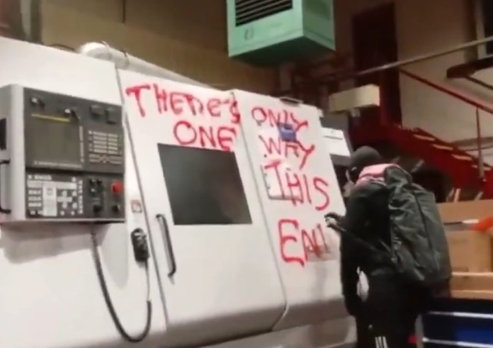 Snímek obrazovky_2-1-2026_94723_x.com