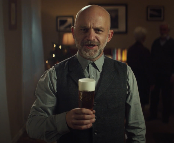 Hynek Čermák v reklamě na Staropramen