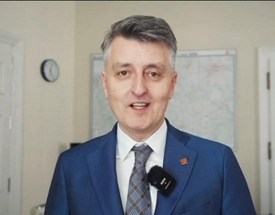 Snímek obrazovky_28-11-2025_15198_www.facebook.com