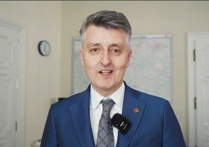 Snímek obrazovky_28-11-2025_15198_www.facebook.com