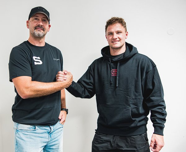 Adam Raška se sportovním ředitelem Sparty Tomášem Divíškem