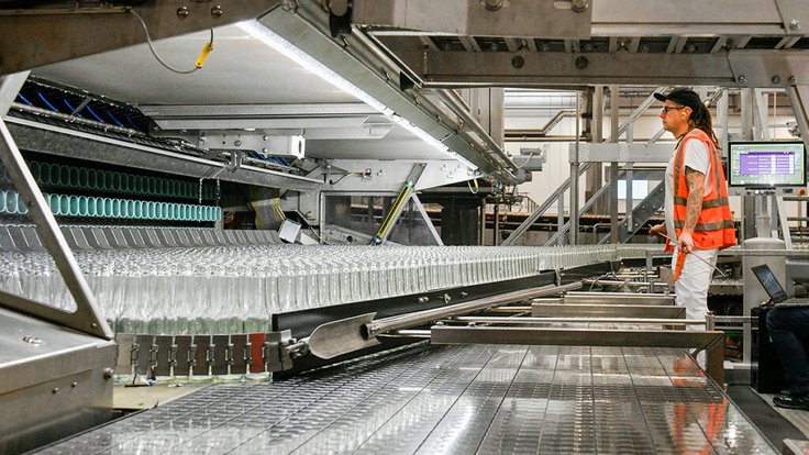 Stáčecí linka Plzeňského Prazdroje