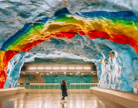 Stockholm-Subway-Art-11.jpg