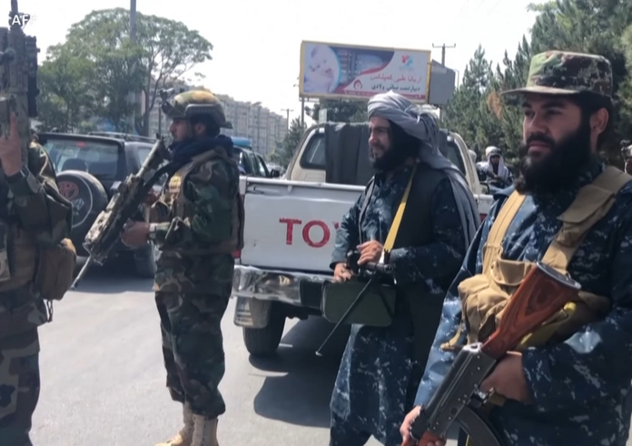 Taliban_soldat_01