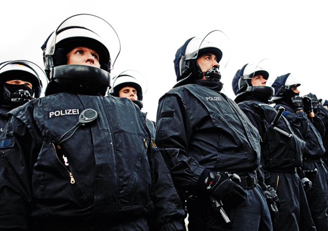 Training-bei-der-Polizei--690x450