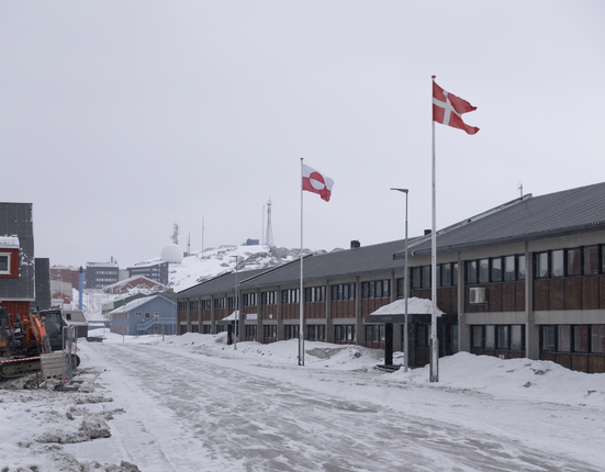 Tuapannguit,_Nuuk,_Greenland_(Quintin_Soloviev) (1)