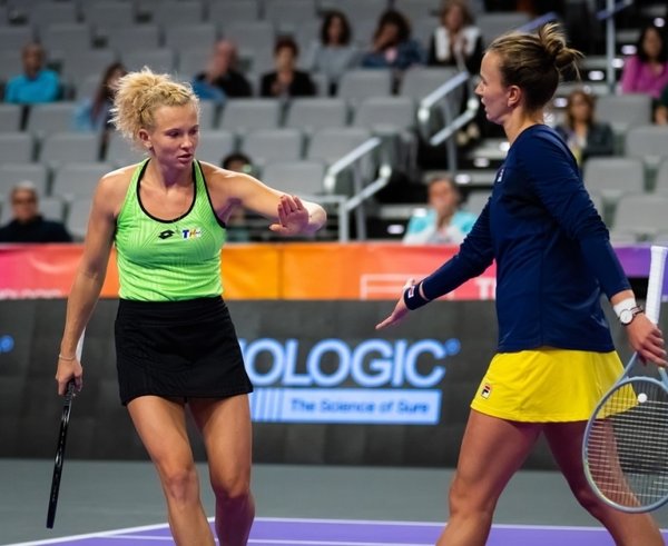 Kateřina Siniaková a Barbora Krejčíková.