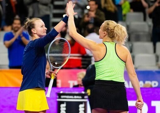 Barbora Krejčíková a Kateřina Siniaková.