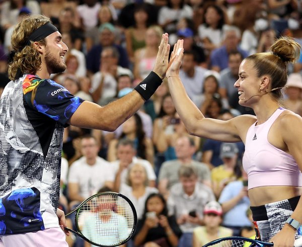 Stefanos Tsitsipas a Maria Sakkariová.