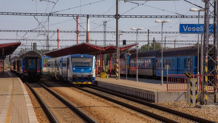 Vlaková stanice Veselí nad Lužnicí