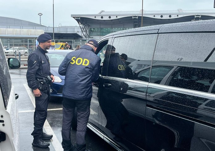 Policie na Letišti Václava Havla Praha