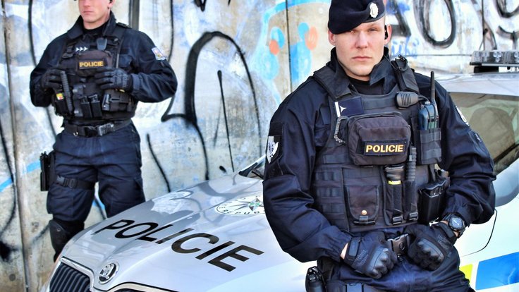 Policisté PMJ při běžném výkonu služby v ulicích hlavního města Prahy