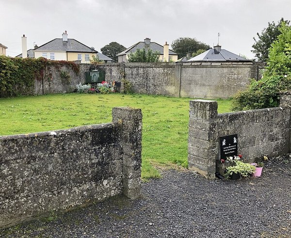 View_of_the_mass_grave_at_the_Bon_Secours_Mother_and_Baby_Home,_Tuam,_Galway