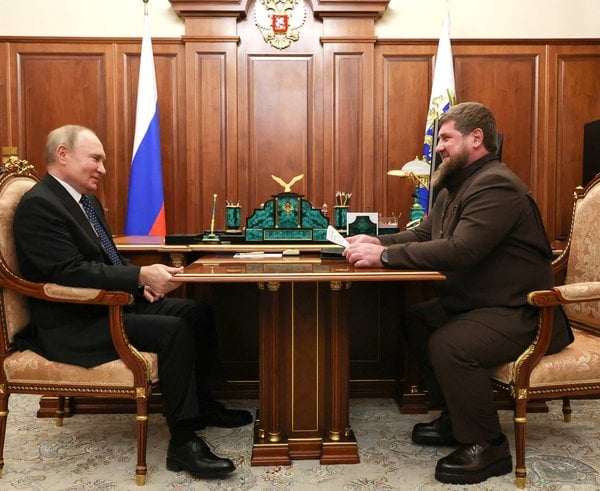 Vladimir_Putin_with_Ramzan_Kadyrov_(2023-03-13)_1